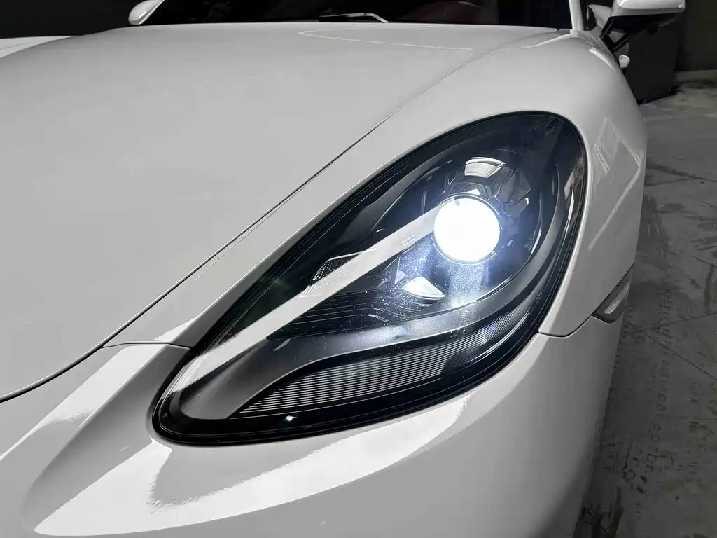 Porsche Porsche 718 2022 Boxster T 2.0T 2021 - thumbnail 4