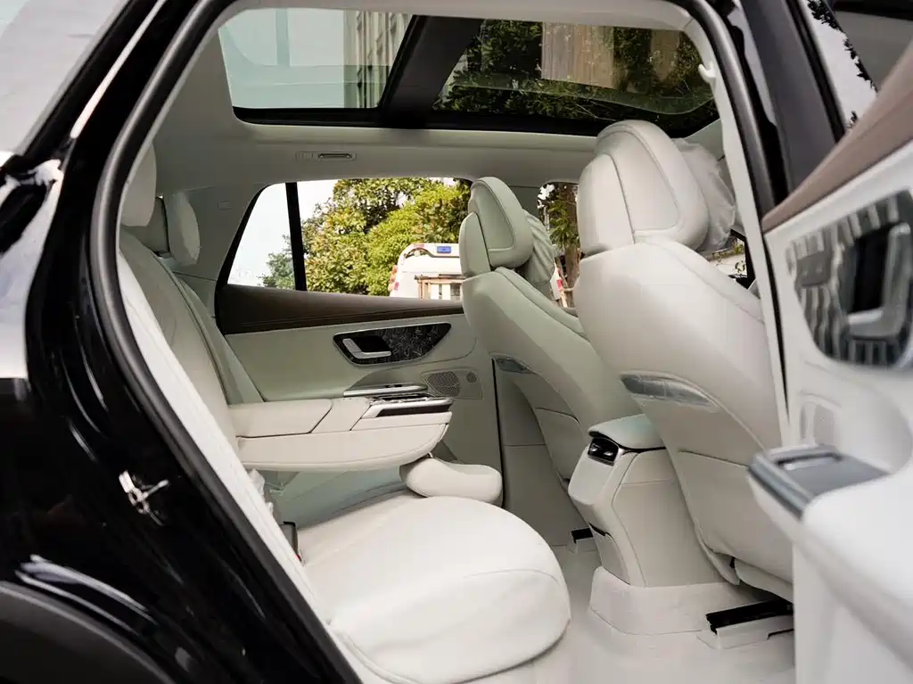 Mercedes-Benz Mercedes-Benz EQE SUV 2024 500 4MATIC Pioneer Edition 2026 - thumbnail 11