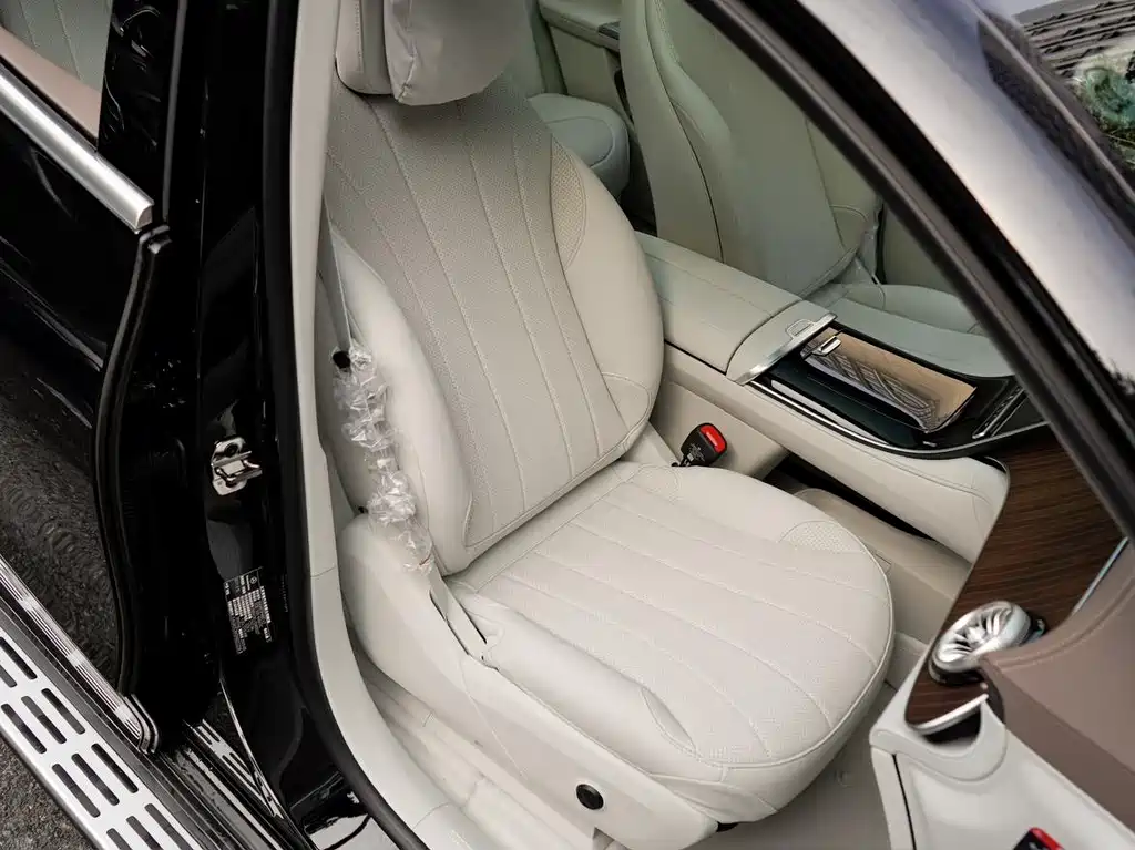 Mercedes-Benz Mercedes-Benz EQE SUV 2024 500 4MATIC Pioneer Edition 2026 - thumbnail 15