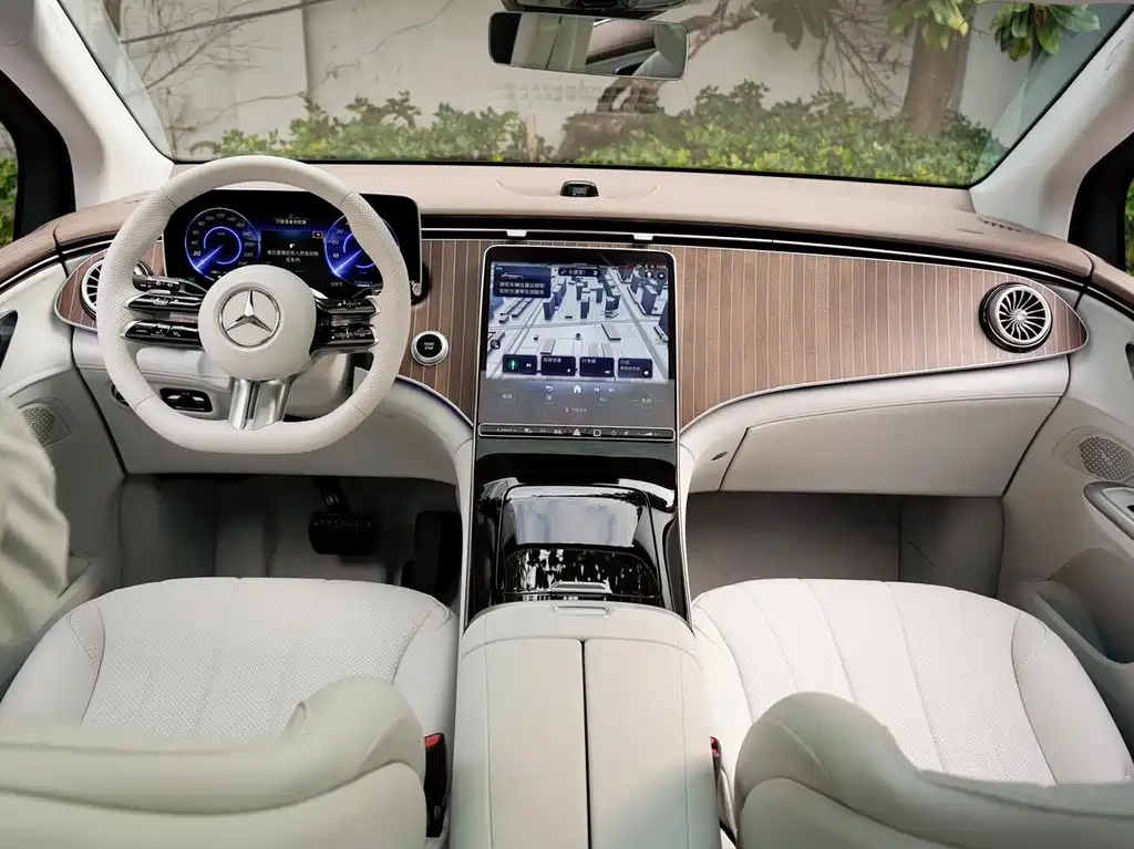 Mercedes-Benz Mercedes-Benz EQE SUV 2024 500 4MATIC Pioneer Edition 2026 - thumbnail 16