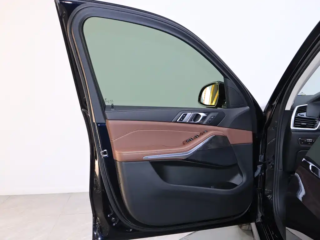 BMW BMW X5 xDrive30i M Sport Package (Imported) 2022 Model 2022 - thumbnail 13