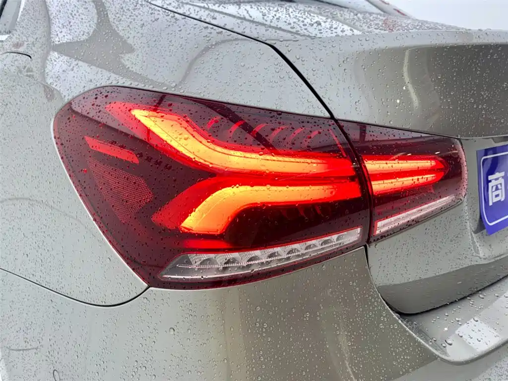 Mercedes-Benz Mercedes-Benz A-Class 2020 A 200 L Sport Sedan 2020 - thumbnail 8