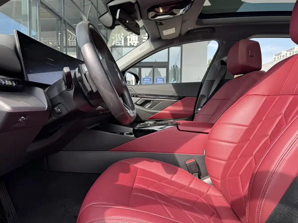 BMW BMW i5 2024 eDrive 35L M Sport Package 2025 - thumbnail 9