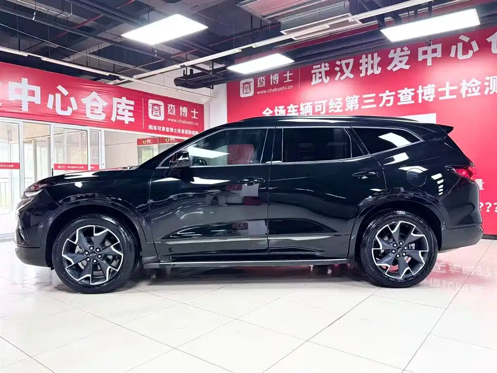 Chevrolet Blazer 2020 RS 650T AWD 7-seater Off-road Edition 2021 - thumbnail 4