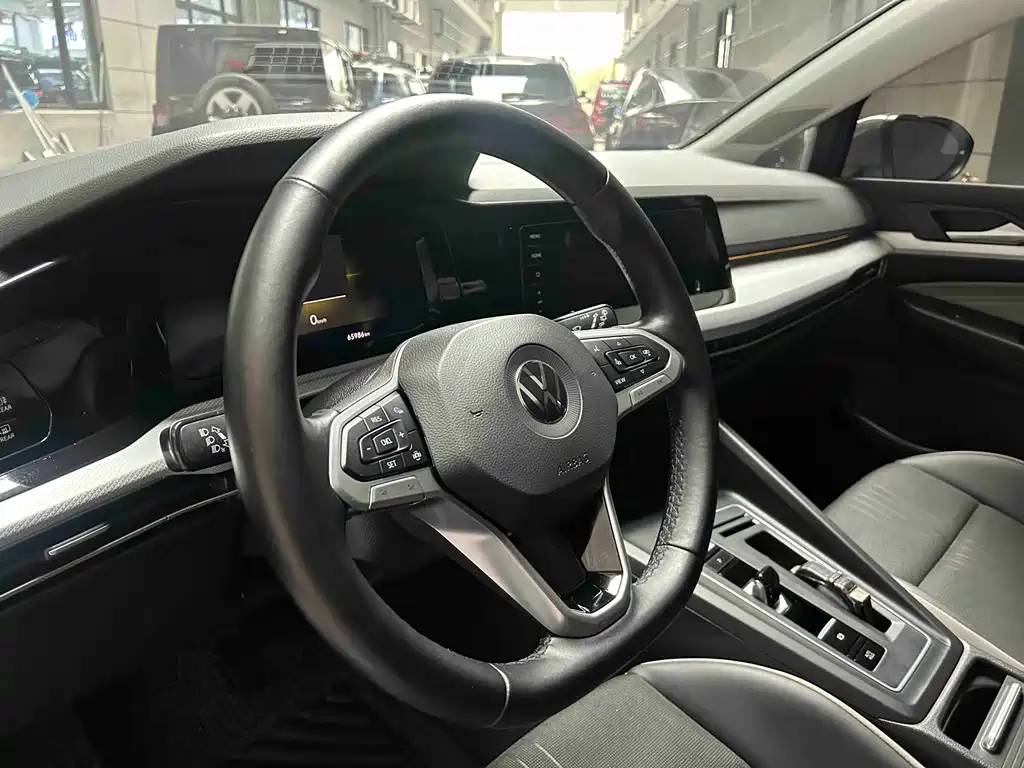 Volkswagen Golf 2021 280TSI DSG Pro Launch Edition 2021 - thumbnail 6