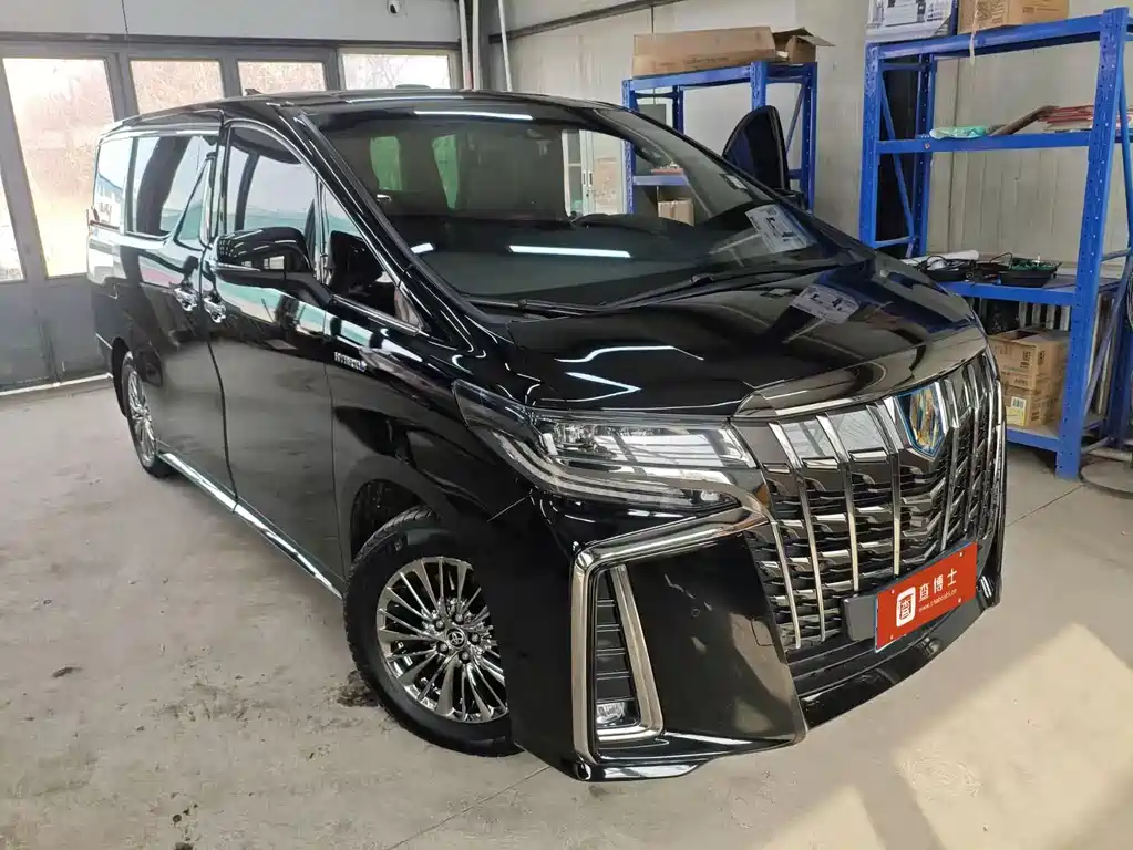 Toyota Alphard 2023 Dual Engine 2.5L Premium Gold Edition 2023 - thumbnail 4