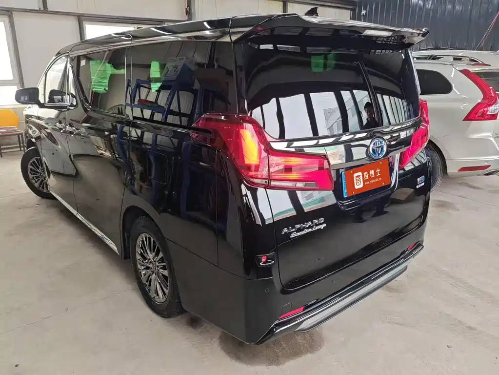Toyota Alphard 2023 Dual Engine 2.5L Premium Gold Edition 2023 - thumbnail 5