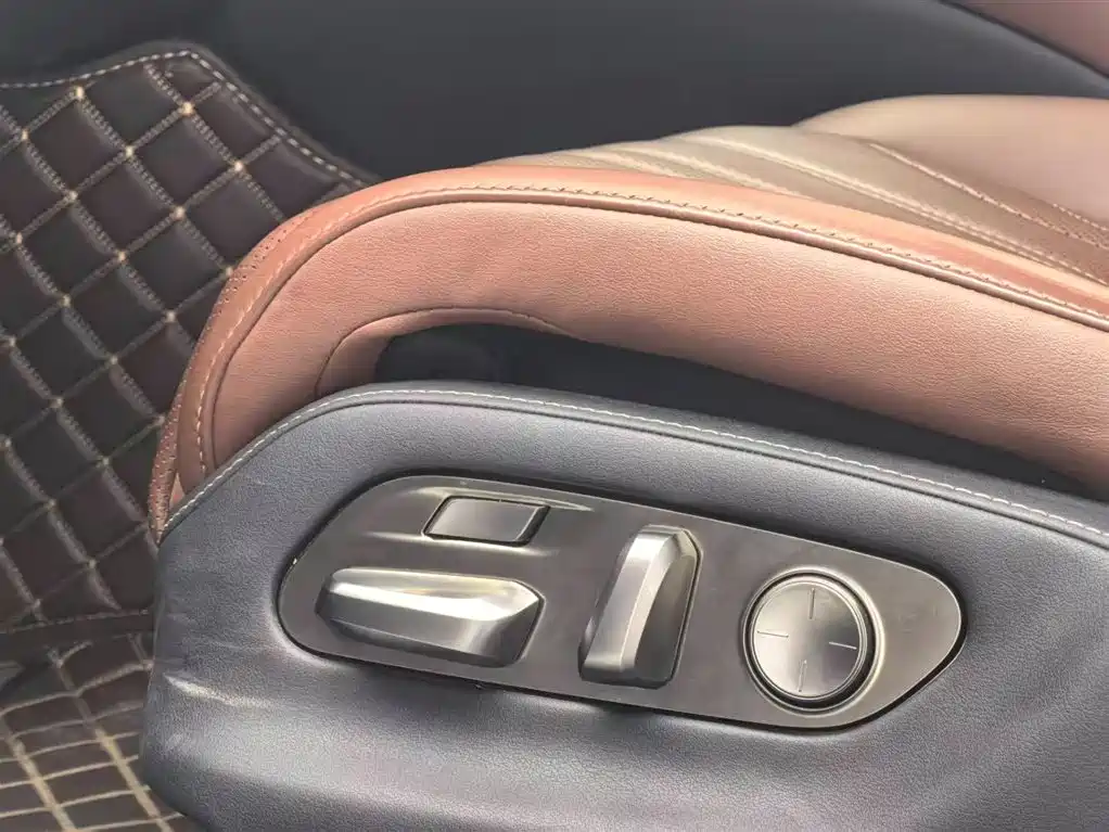 Lexus Lexus LS 500h Executive Edition 2018 Model China V Emission Standard 2019 - thumbnail 10