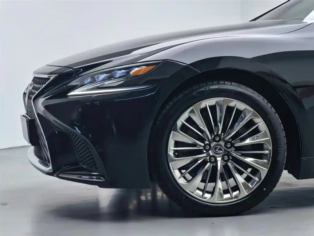 Lexus Lexus LS 500h Executive Edition 2018 Model China V Emission Standard 2019 - thumbnail 12