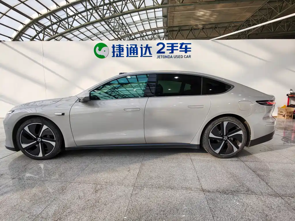 NIO NIO ET7 2022 100kWh Launch Edition 2022 - thumbnail 2