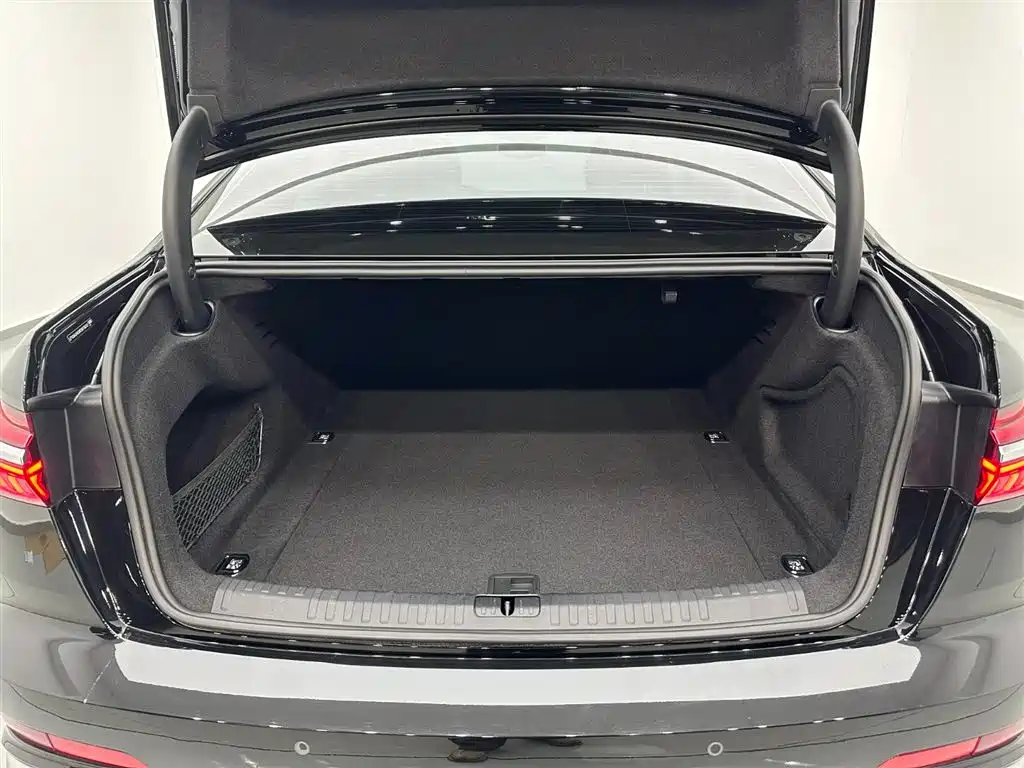 Audi Audi A6L 2024 45 TFSI quattro Premium Dynamic Edition 2024 - thumbnail 25