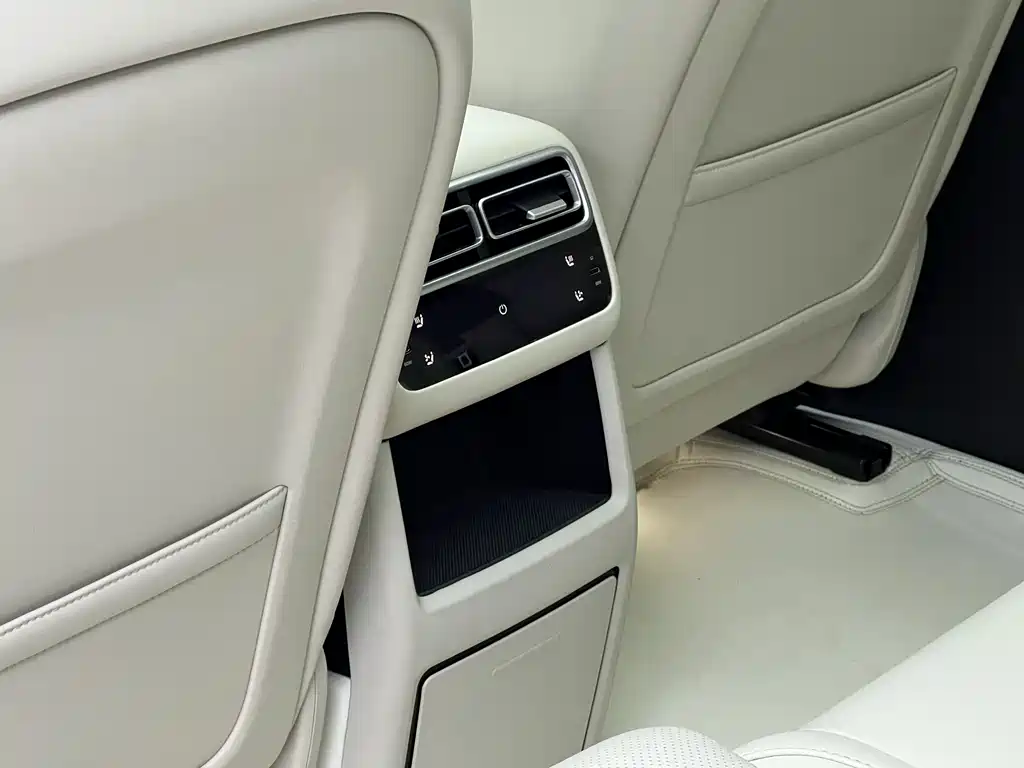 Li Auto Li L6 2024 Pro 2025 - thumbnail 12