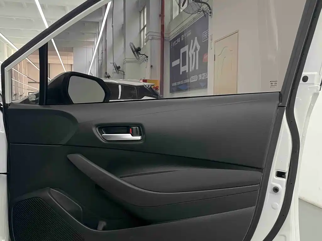 Toyota Toyota Corolla 2021 1.2T S-CVT Elite PLUS Edition 2022 - thumbnail 26