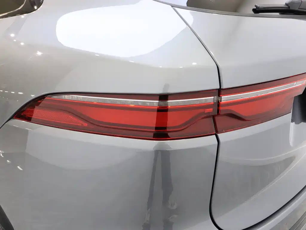 Jaguar Jaguar F-PACE 2024 P250 R-Dynamic SE 2024 - thumbnail 9