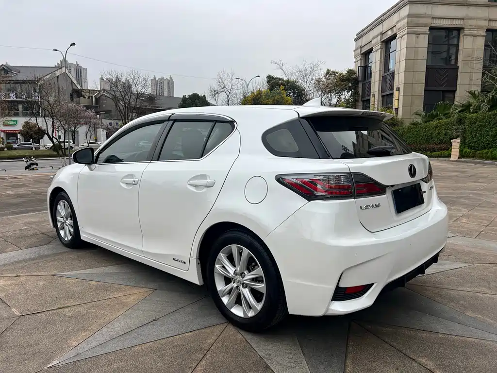 Lexus Lexus CT 2014 CT200h Comfort Version Monotone 2017 - thumbnail 5