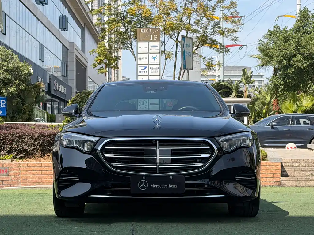Mercedes-Benz Mercedes-Benz E-Class 2024 E 300 L Fashion Edition 2024 - thumbnail 2