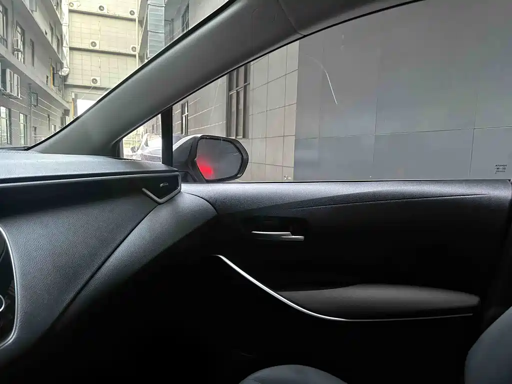 Toyota Corolla 2023 1.8L Intelligent Electric Hybrid Elite Edition 2023 - thumbnail 8