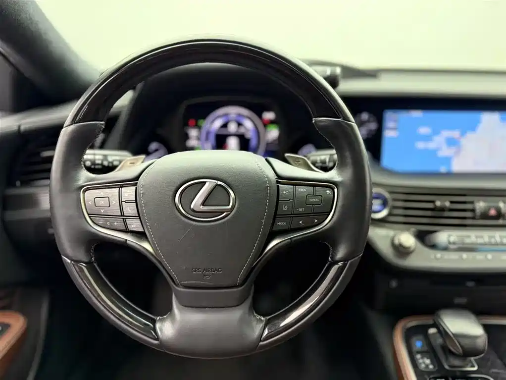 Lexus Lexus LS 500h Executive Edition 2018 Model Year China V Emission Standard 2019 - thumbnail 5