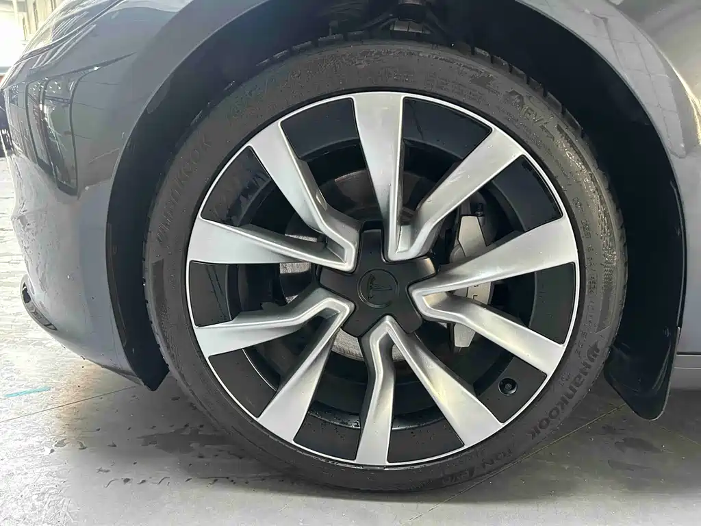 Tesla Model 3 Long Range All-Wheel Drive 2023 2025 - thumbnail 17