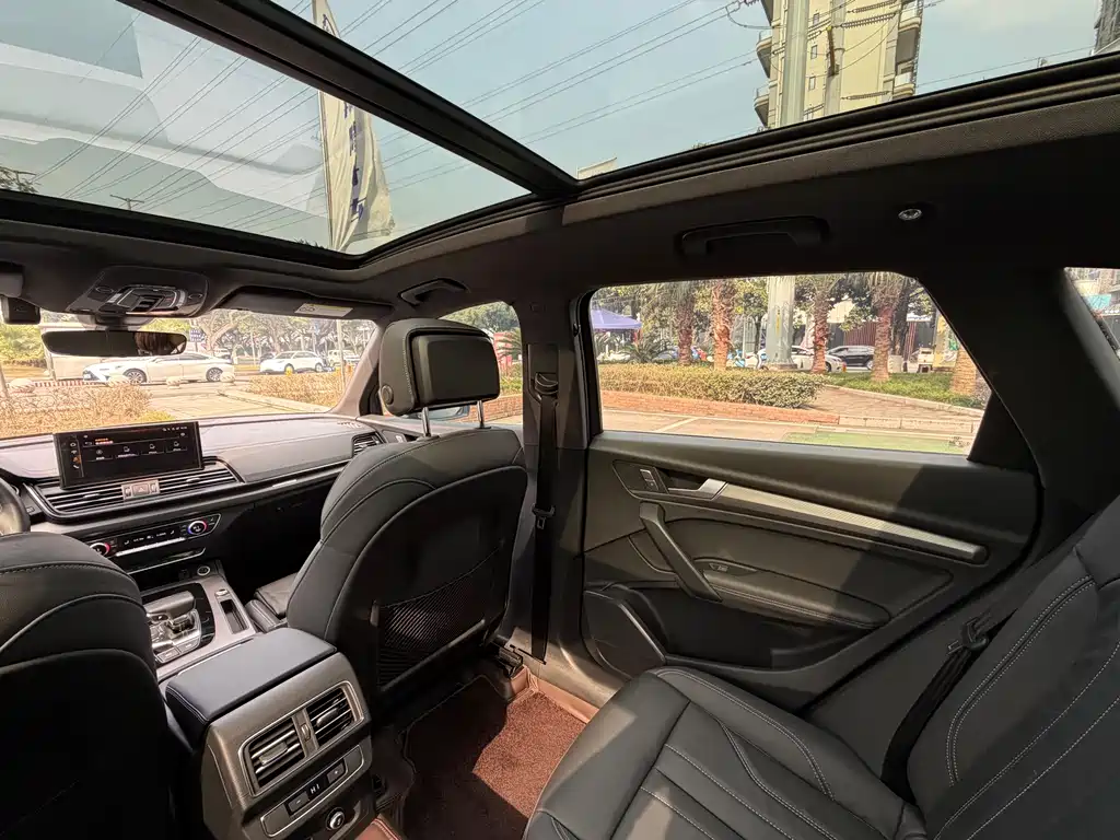 Audi Audi Q5L 2024 40 TFSI Luxury Dynamic Model 2024 - thumbnail 18