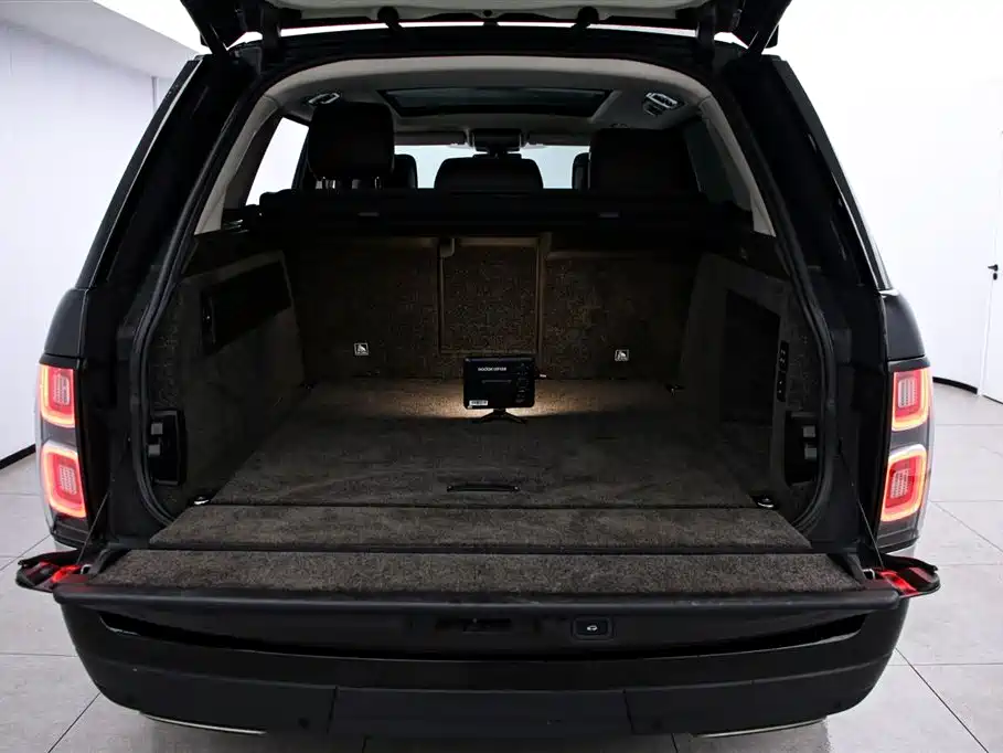 Land Rover Range Rover 2021 3.0 L6 Autobiography Long Classic Edition 2021 - thumbnail 15