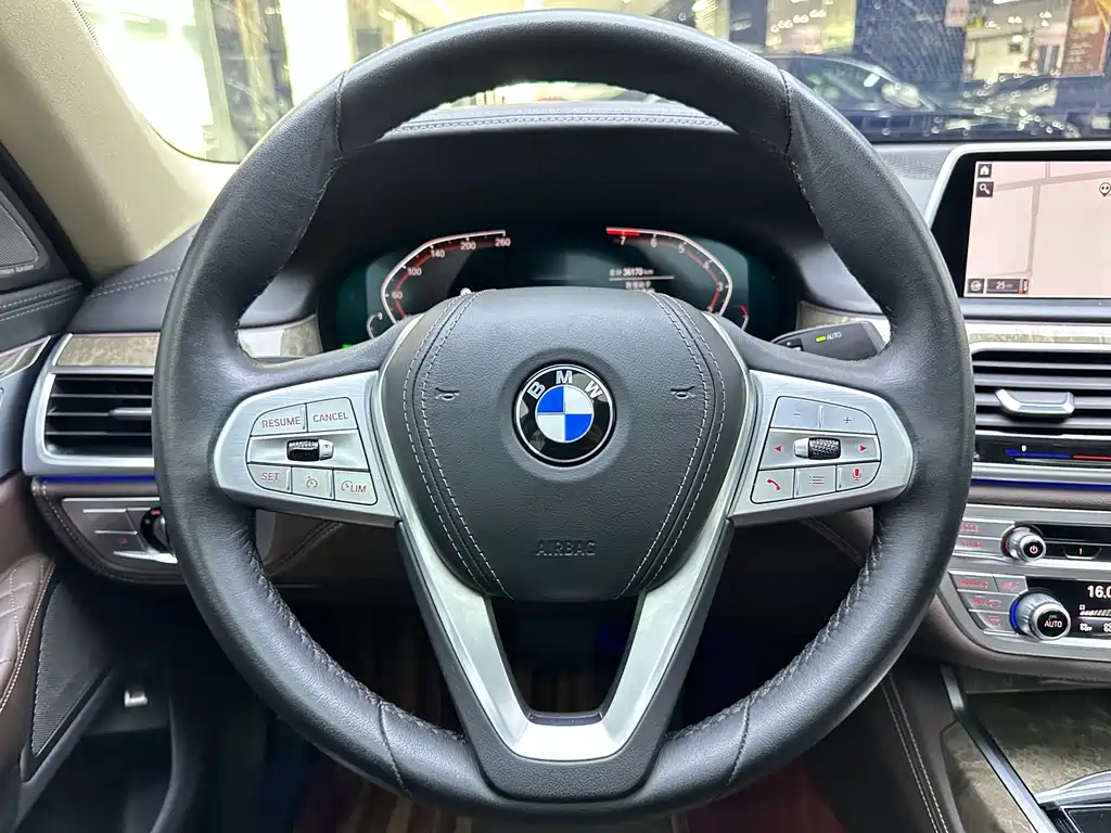 BMW BMW 7 Series 2021 740Li Leading Model M Sport Package 2022 - thumbnail 9