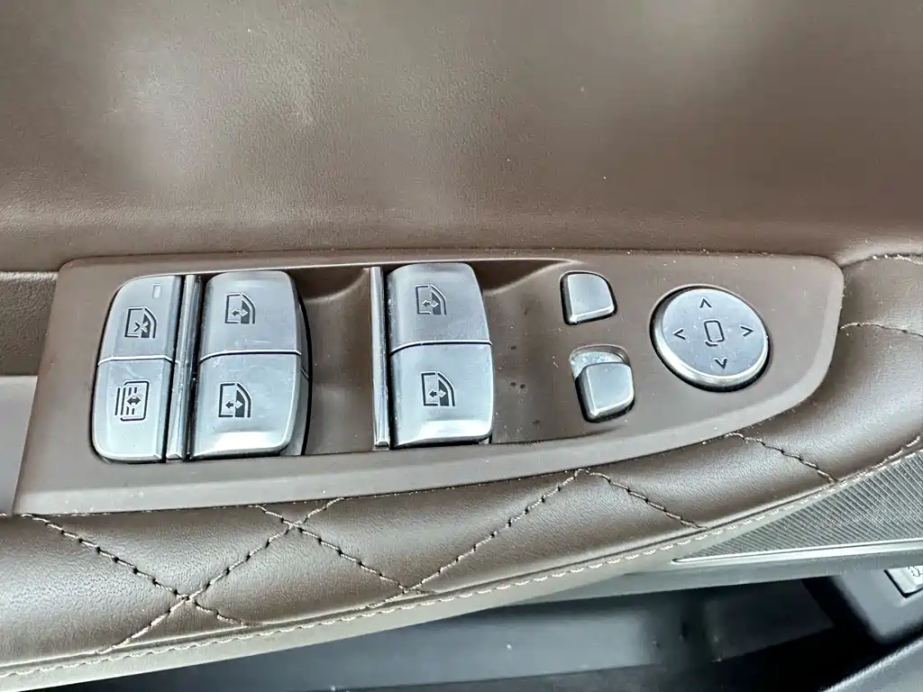 BMW BMW 7 Series 2021 740Li Leading Model M Sport Package 2022 - thumbnail 19