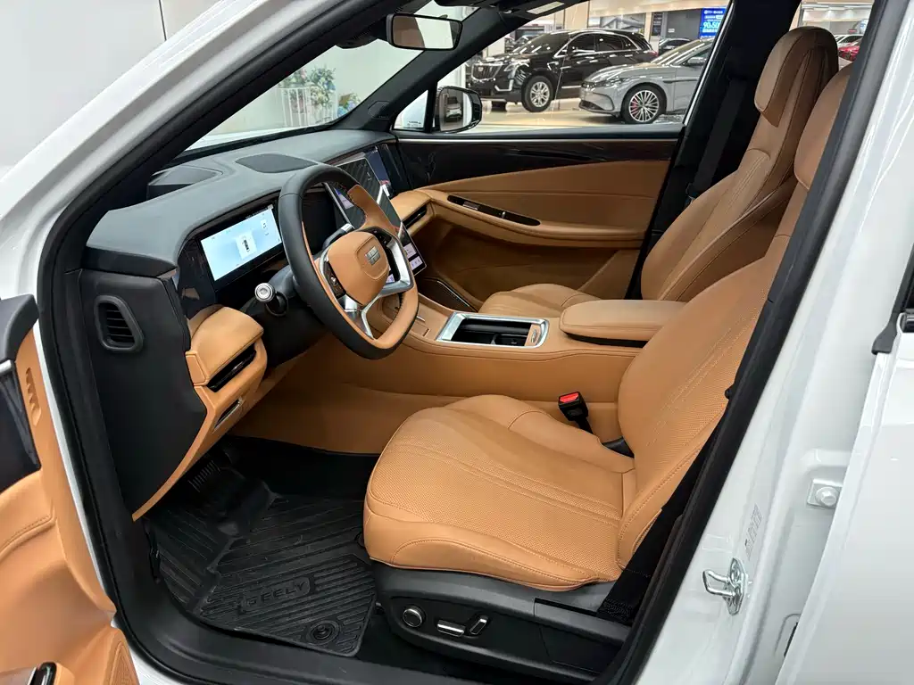 Geely Galaxy Geely Galaxy L7 2025 EM-i 115km Explorer+ Edition 2025 - thumbnail 8