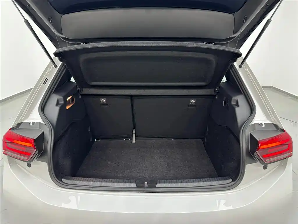 Volkswagen Volkswagen ID.3 2025 Smart Version Outstanding Edition 2025 - thumbnail 23