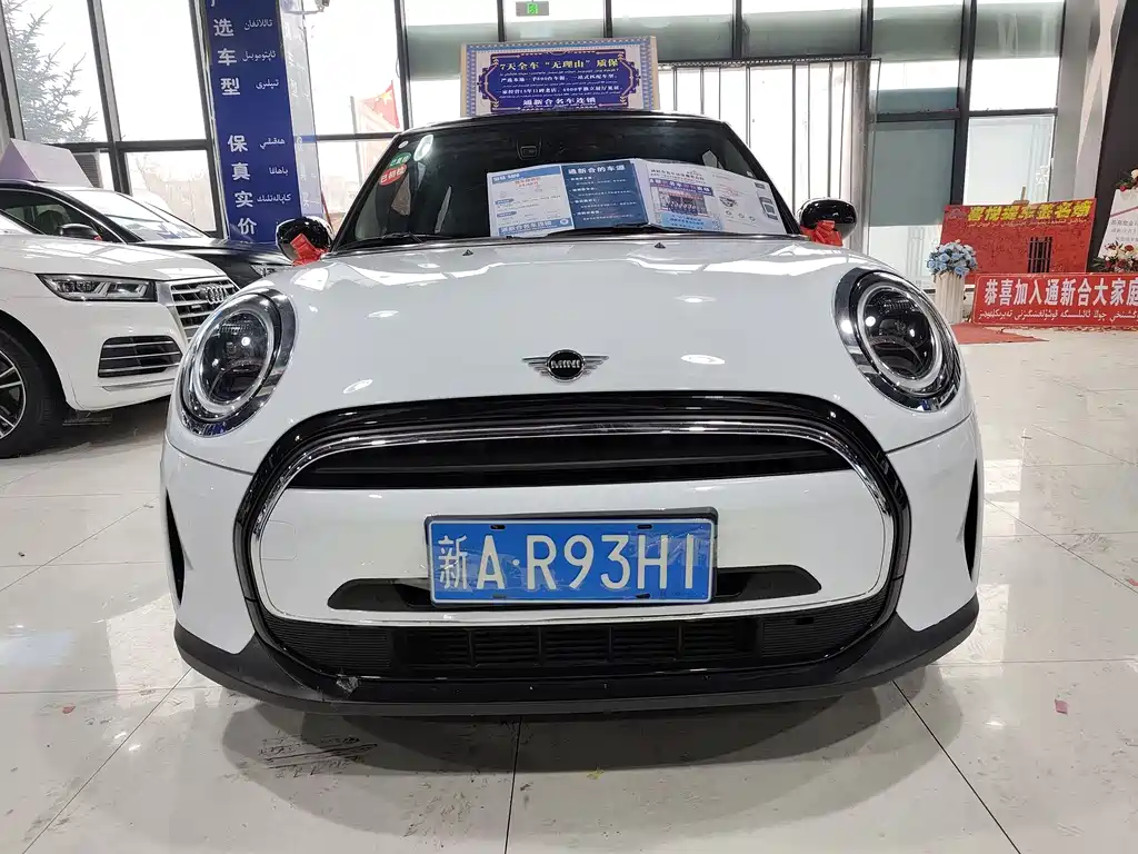 MINI MINI 2022 Facelift 1.5T COOPER Artist 2022 - thumbnail 2