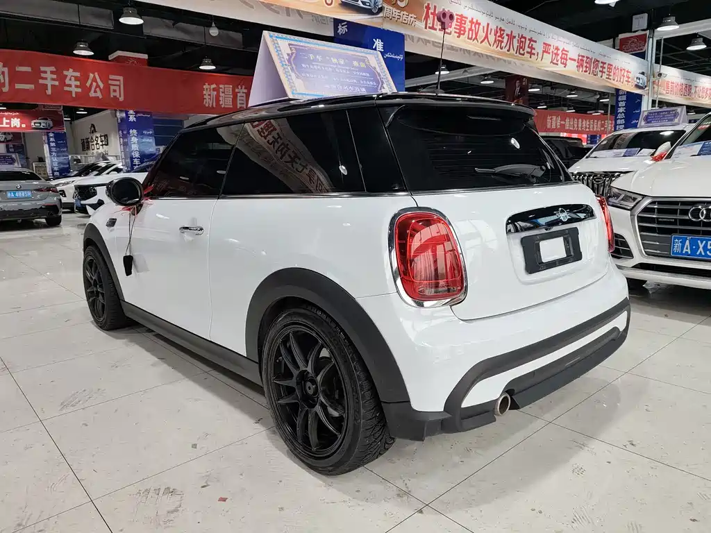 MINI MINI 2022 Facelift 1.5T COOPER Artist 2022 - thumbnail 6