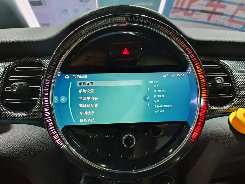 MINI MINI 2022 Facelift 1.5T COOPER Artist 2022 - thumbnail 11