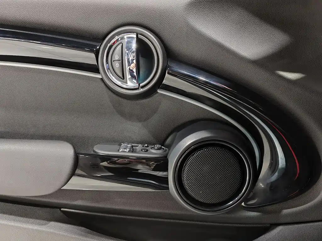MINI MINI 2022 Facelift 1.5T COOPER Artist 2022 - thumbnail 15