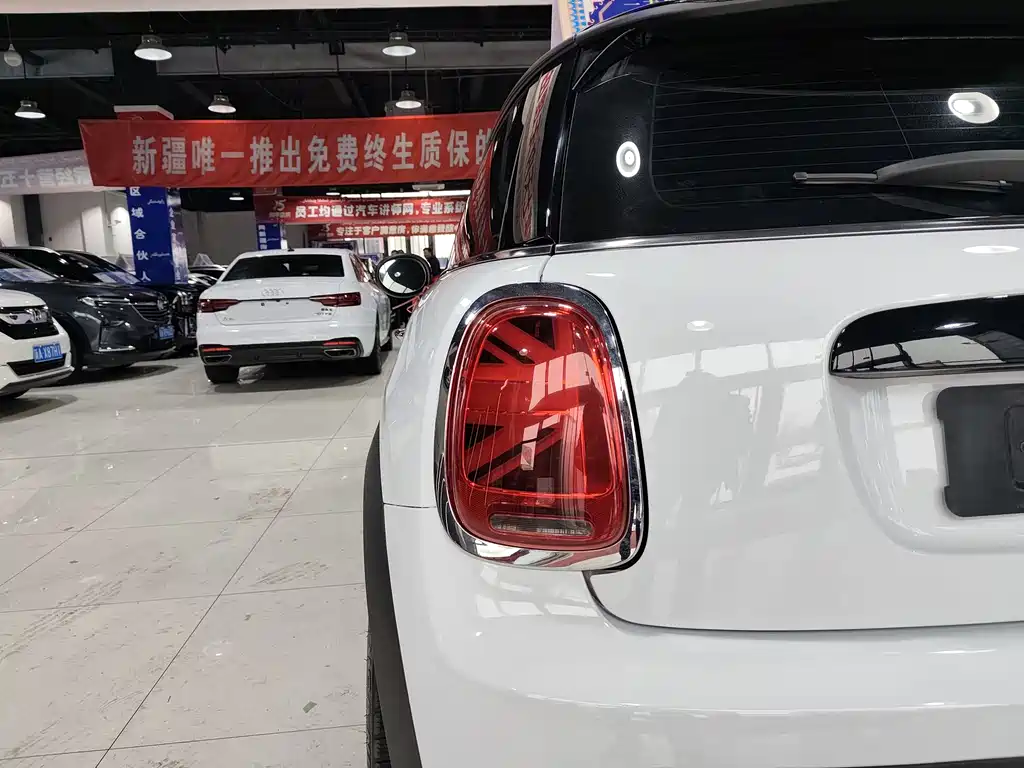 MINI MINI 2022 Facelift 1.5T COOPER Artist 2022 - thumbnail 17