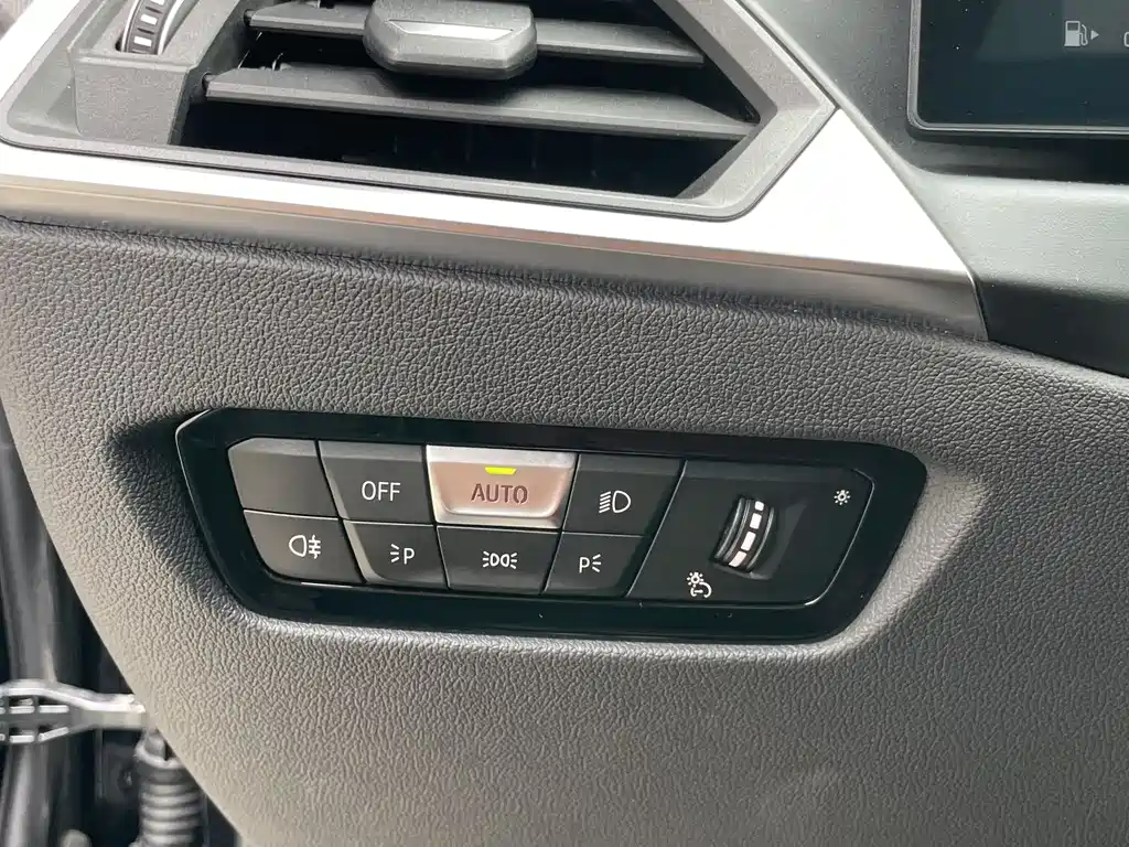 BMW BMW 3 Series 2023 320Li M Sport Package 2023 - thumbnail 16