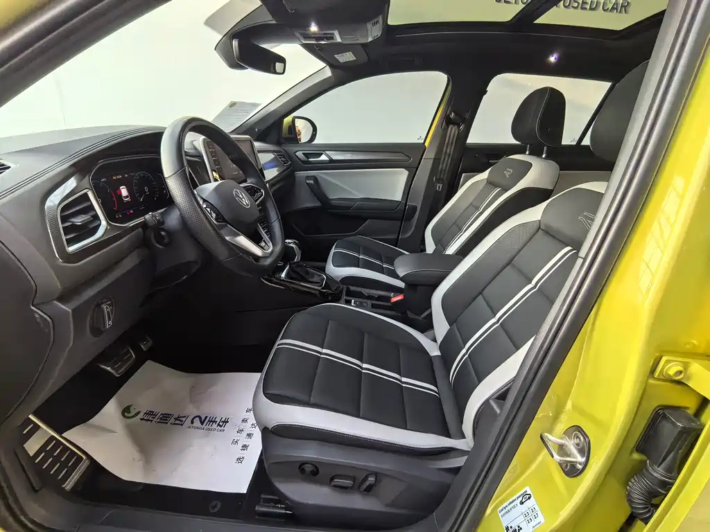 Volkswagen T-ROC 2023 300TSI DSG 2WD Starlight Edition 2023 - thumbnail 9