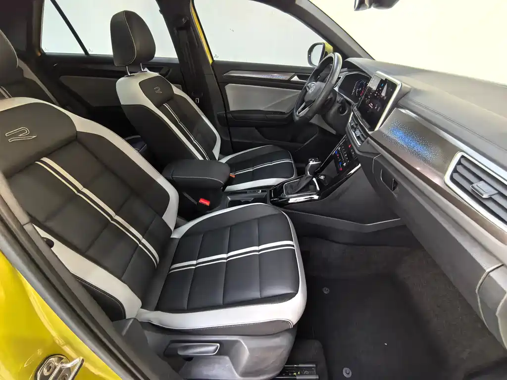 Volkswagen T-ROC 2023 300TSI DSG 2WD Starlight Edition 2023 - thumbnail 20