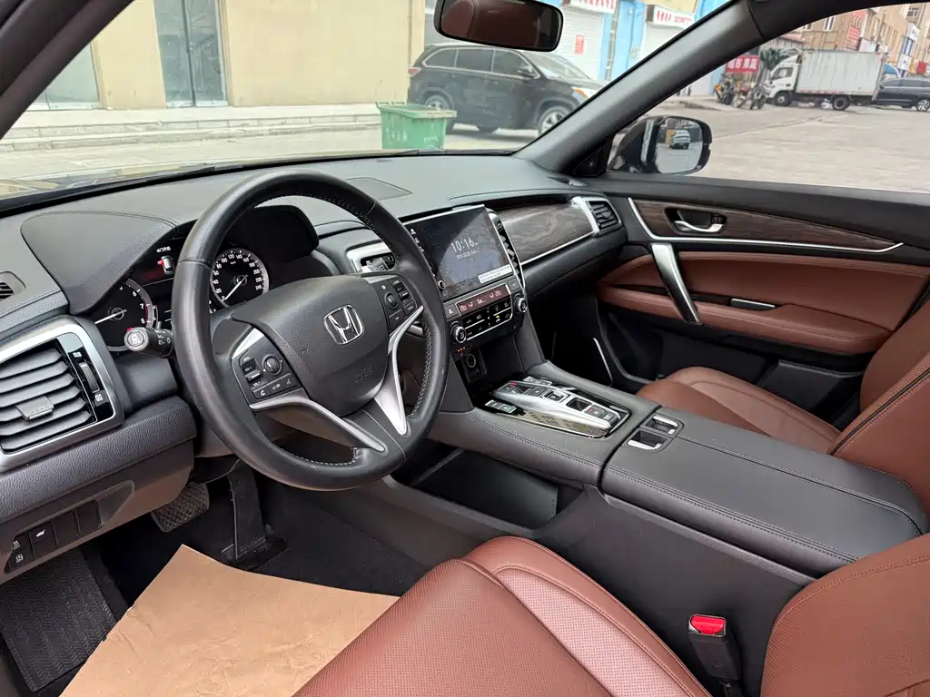 Honda Honda UR-V 2017 370TURBO AWD Luxury Edition China V 2018 - thumbnail 5
