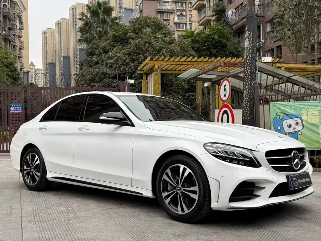 Mercedes-Benz Mercedes-Benz C-Class 2020 C 260 Sport 4MATIC 2020 - thumbnail 2