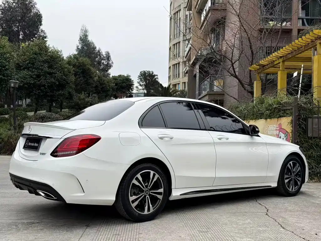 Mercedes-Benz Mercedes-Benz C-Class 2020 C 260 Sport 4MATIC 2020 - thumbnail 4