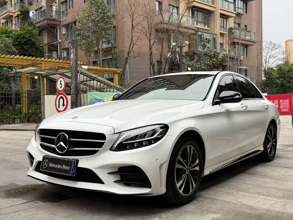 Mercedes-Benz Mercedes-Benz C-Class 2020 C 260 Sport 4MATIC 2020 - thumbnail 25