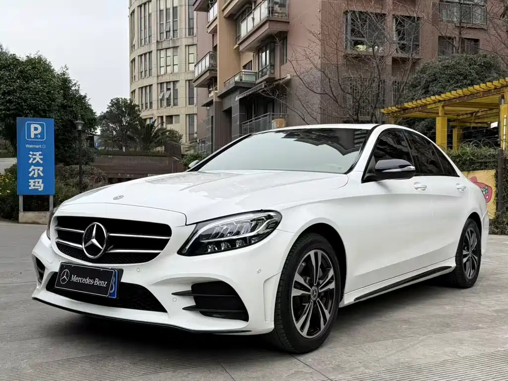 Mercedes-Benz Mercedes-Benz C-Class 2020 C 260 Sport 4MATIC 2020 - thumbnail 28
