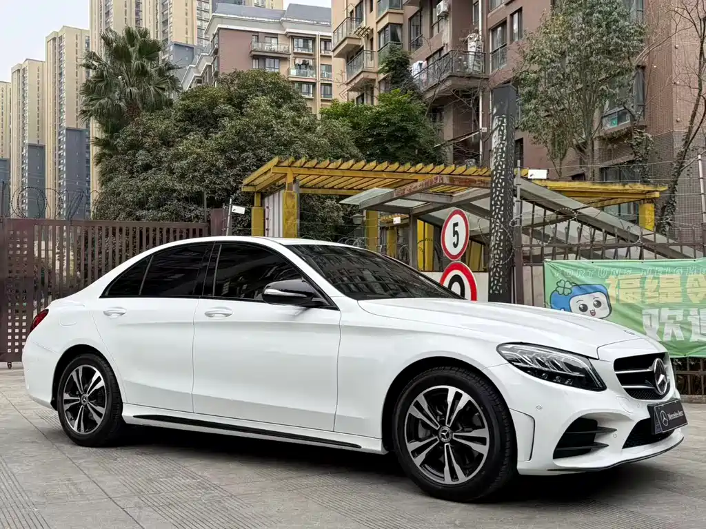 Mercedes-Benz Mercedes-Benz C-Class 2020 C 260 Sport 4MATIC 2020 - thumbnail 29
