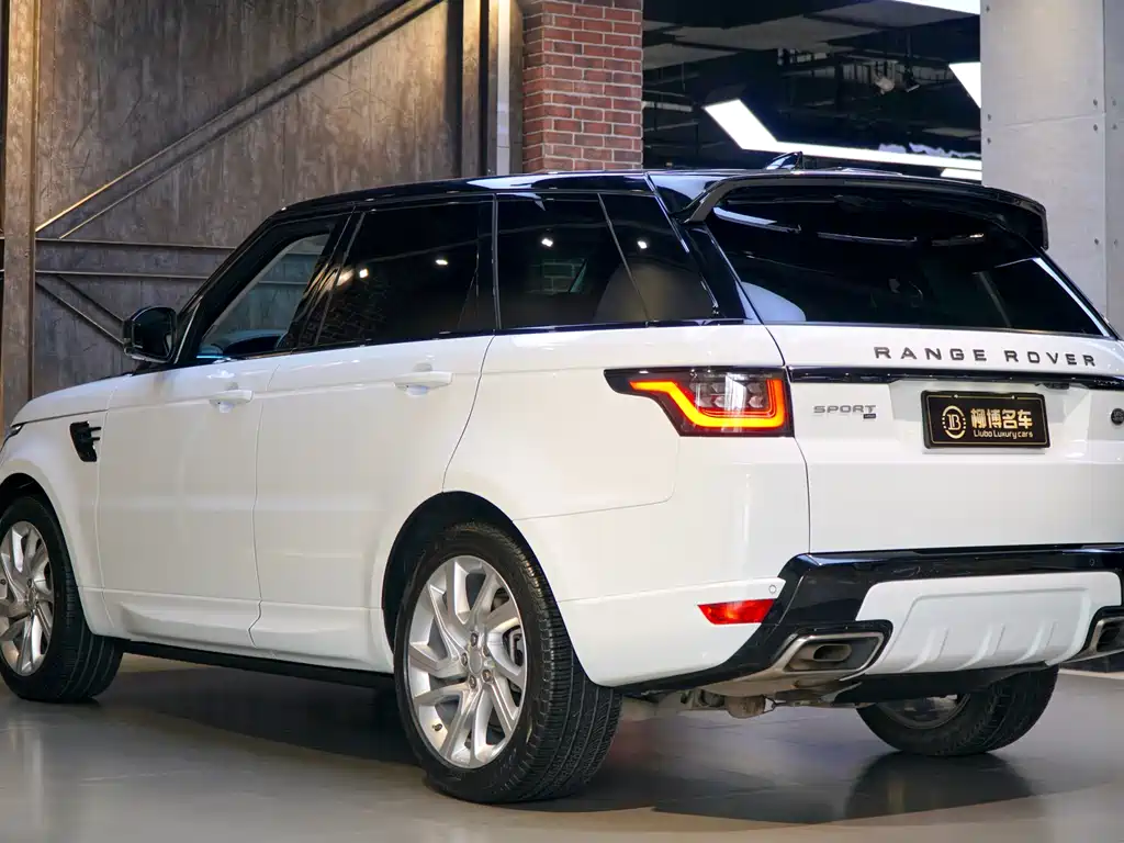 Land Rover Range Rover Sport 2020 3.0 L6 HSE DYNAMIC 2020 - thumbnail 4