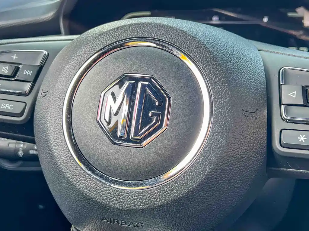 MG MG5 2021 180DVVT CVT Youth Luxury Edition 2022 - thumbnail 9