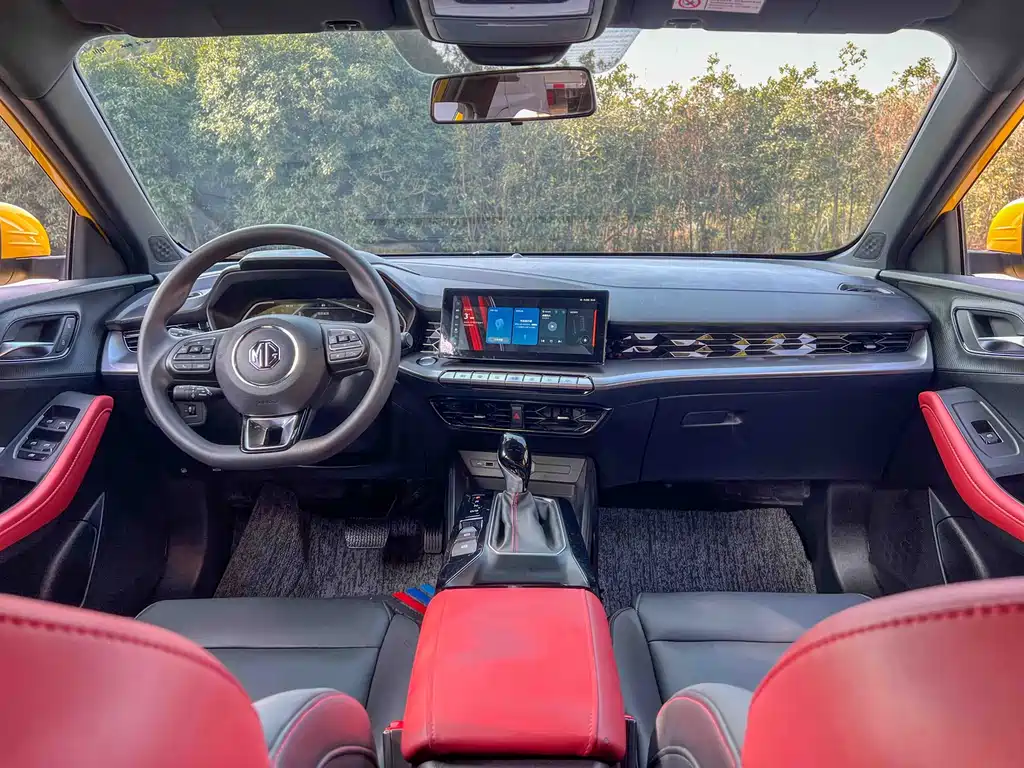 MG MG5 2021 180DVVT CVT Youth Luxury Edition 2022 - thumbnail 13