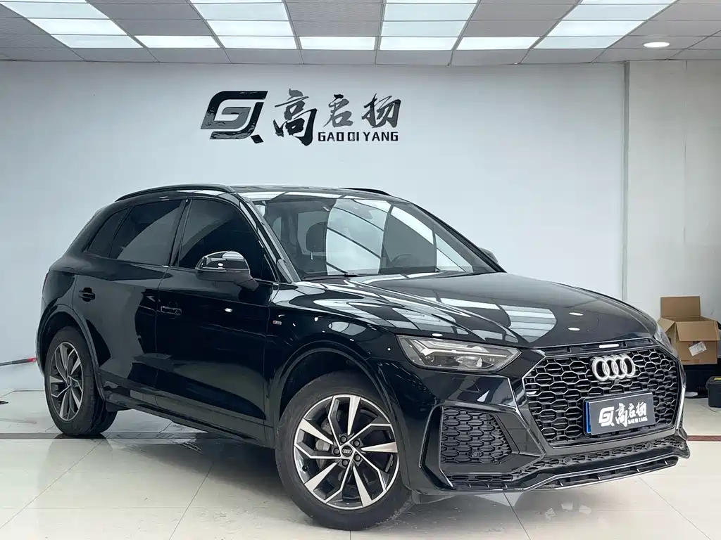 Audi Audi Q5L 2022 40T Premium Dynamic Model 2023 - thumbnail 3