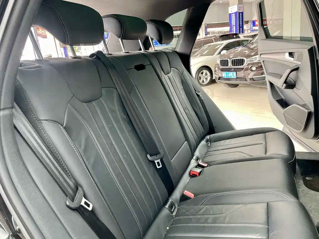 Audi Audi Q5L 2022 40T Premium Dynamic Model 2023 - thumbnail 11