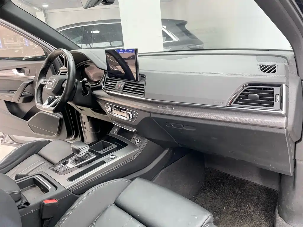 Audi Audi Q5L 2022 40T Premium Dynamic Model 2023 - thumbnail 13