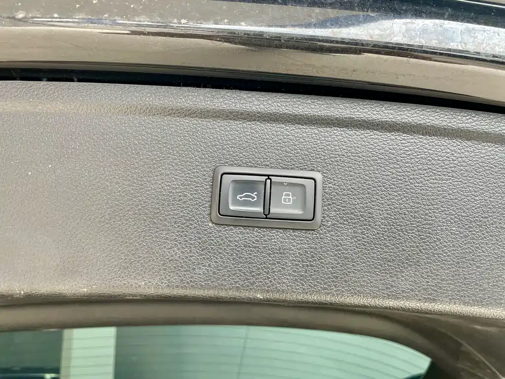 Audi Audi Q5L 2022 40T Premium Dynamic Model 2023 - thumbnail 22